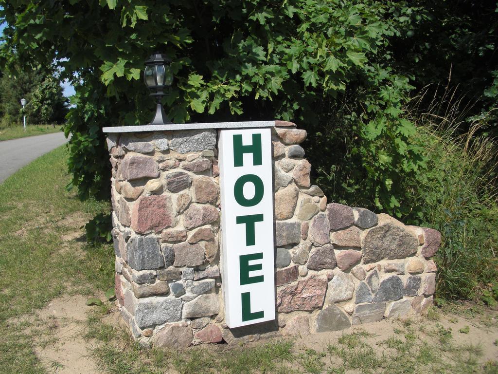 Hotel Restaurant Am Worns Berg Broock Exterior photo